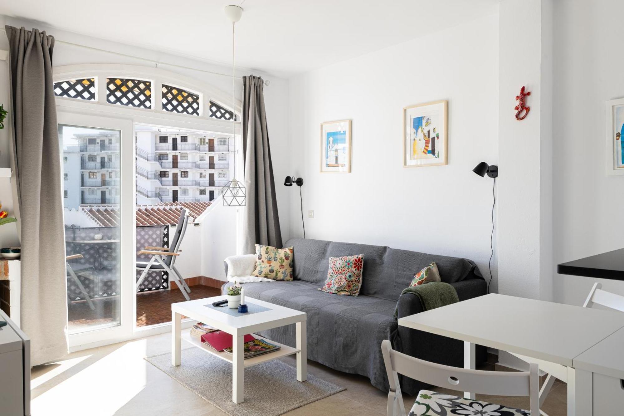 Cosy Apartment In Verano Azul Nerja Kültér fotó