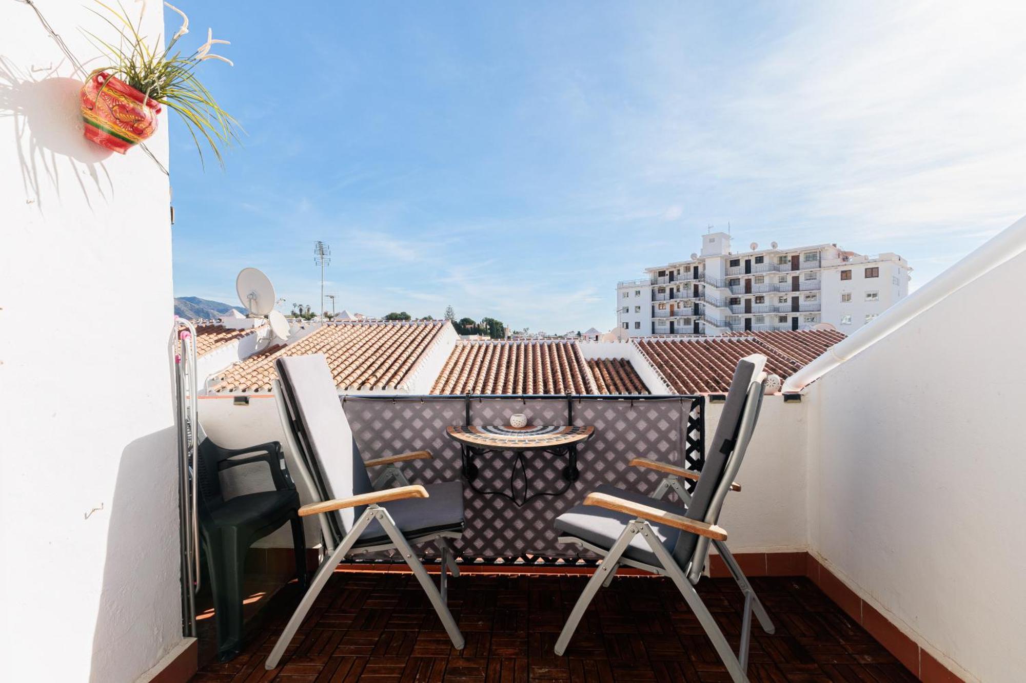 Cosy Apartment In Verano Azul Nerja Kültér fotó