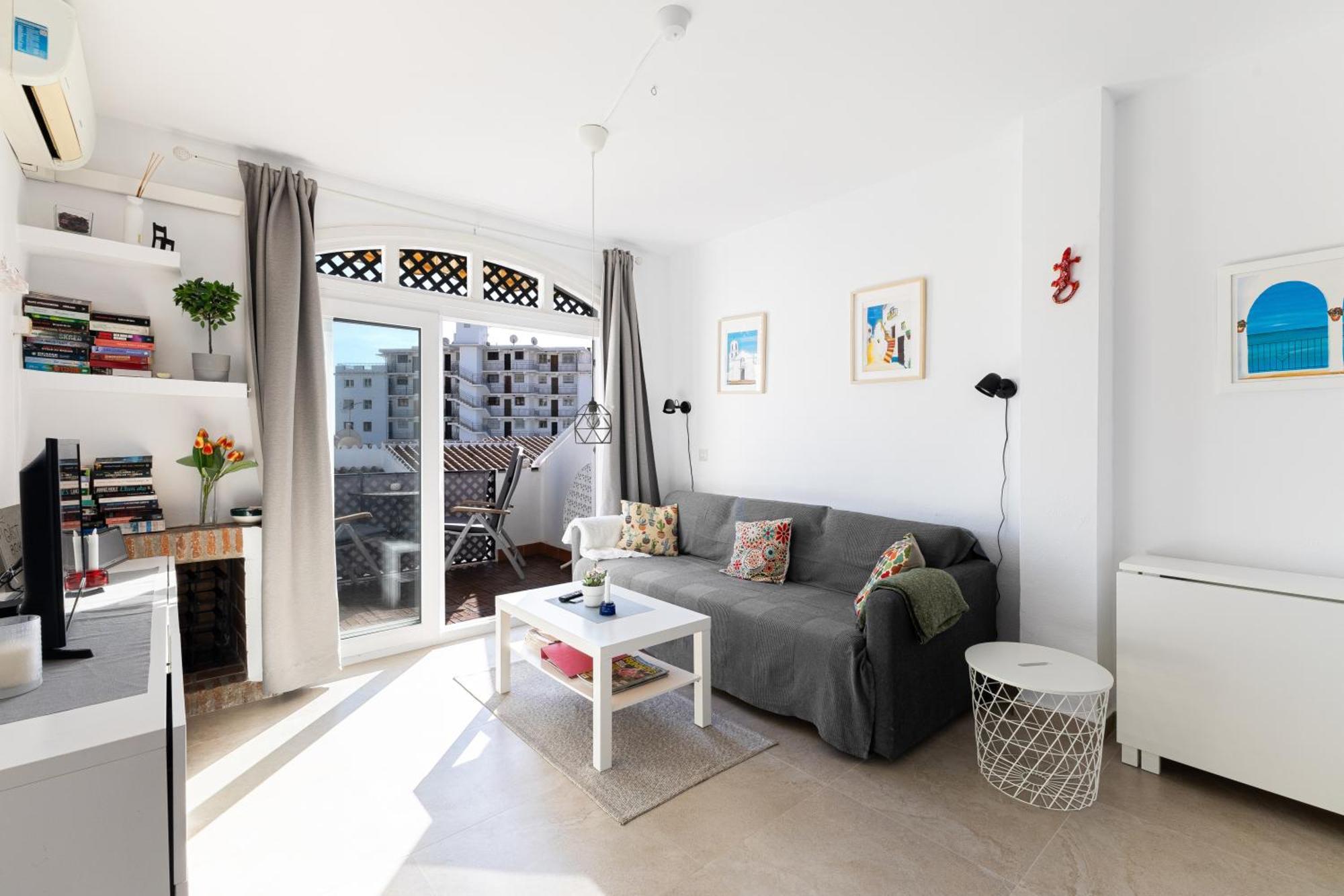 Cosy Apartment In Verano Azul Nerja Kültér fotó